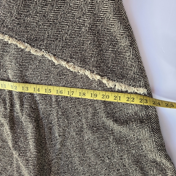 DKNY VTG Tweed Wool Asymetrical Skirt Size 12 - Picture 10 of 13